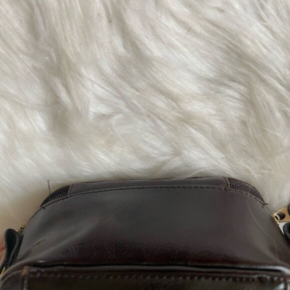 Belle Rose leather two tone brown and tan purse/crossbody bag. - Picture 9 of 11